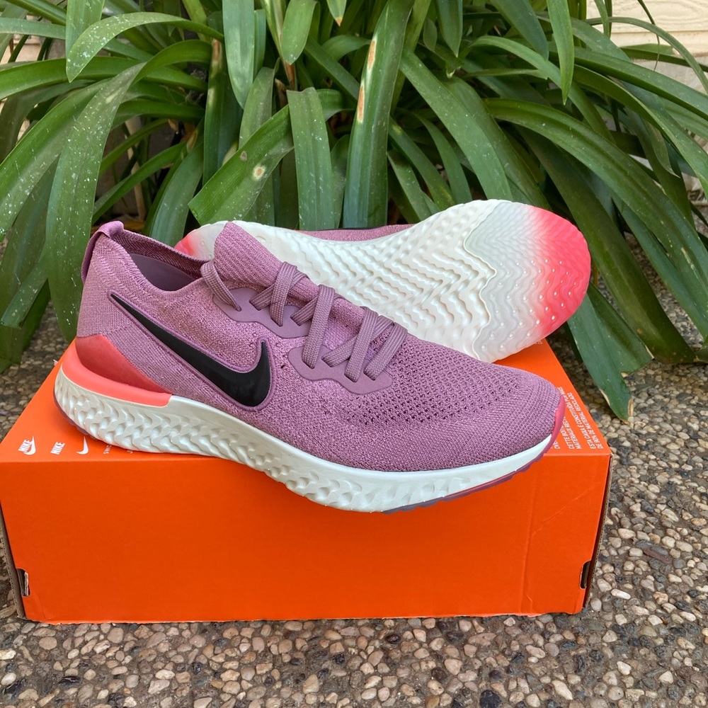 Nike Epic React Flyknit 2 - Picture 2 of 6